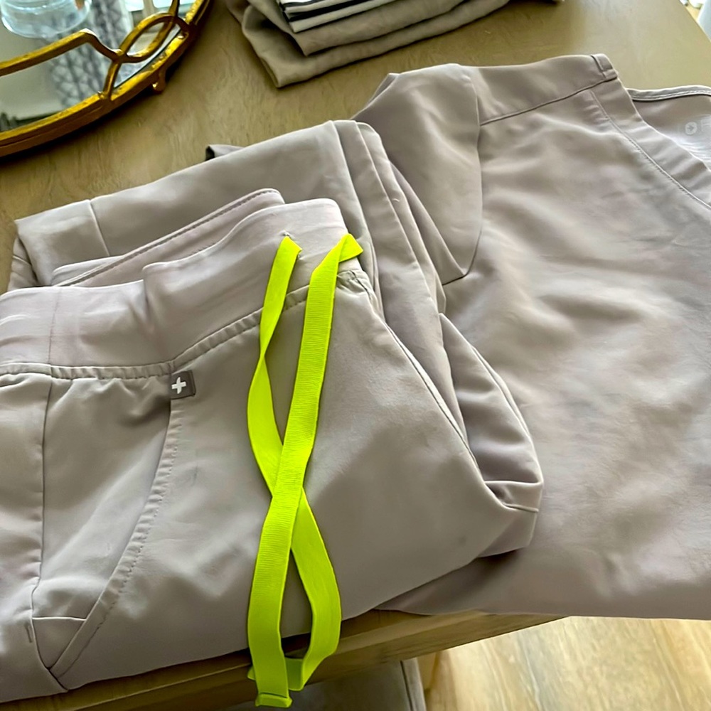XXS FIGS WOMENS